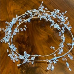 Two strings different lengths plastic crystals